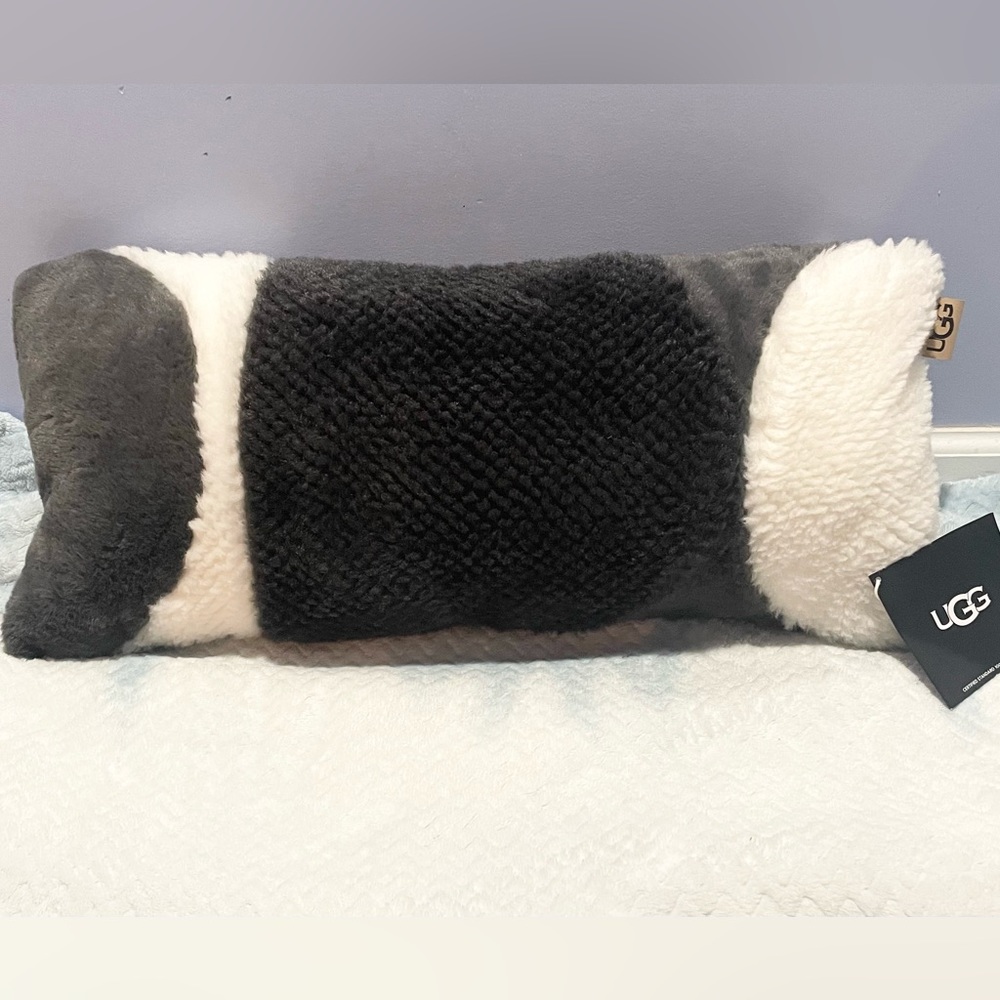 UGG Manteo Oblong Faux Fur Pillow
